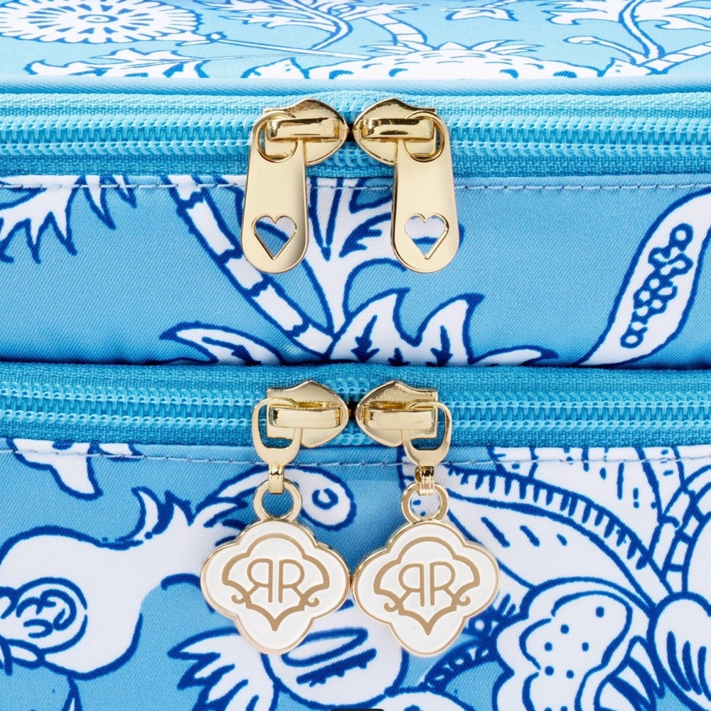 💙💚Roller Rabbit x Target Floral Vines Soft Sided Vanity Case Blue Makeup Bag - Picture 3 of 4